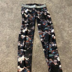 Girls under armor leggings
